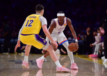 Thunder rout short-handed Lakers, close in on West’s top seed