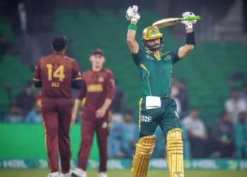 Sahibzada’s ninth T20 ton helps Sultans overhaul record 226-run target