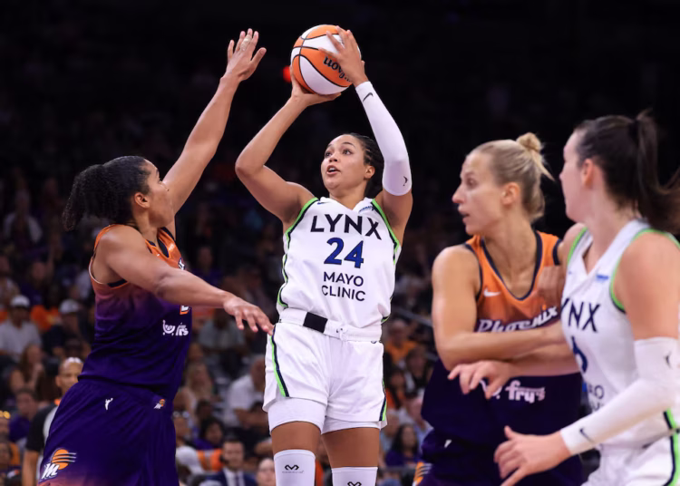 Report: Collier set to re-sign with Lynx on one-year supermax deal