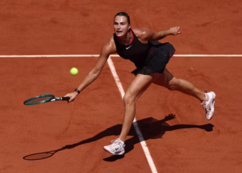 Sabalenka storms into French Open fourth round, sets up Osaka clash