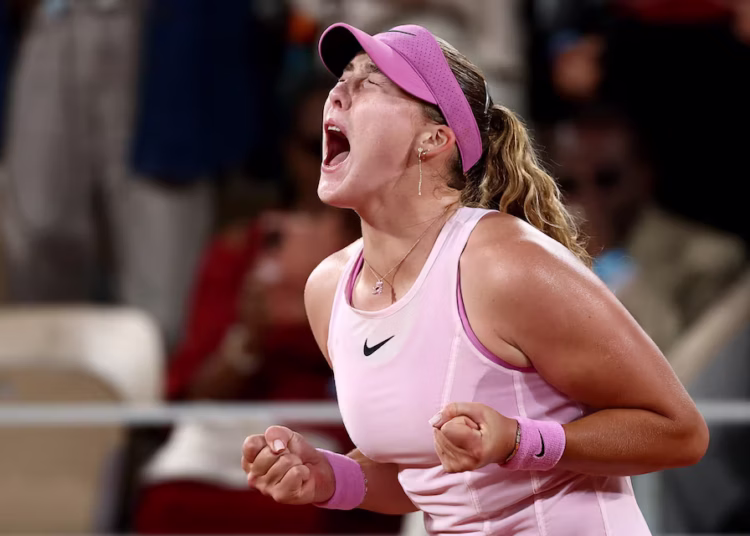 Andreeva Storms Into Maiden French Open Final With Dominant Win Over Kostyuk