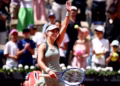 Kalinskaya Survives Potapova Fightback to Reach First French Open Quarter-final