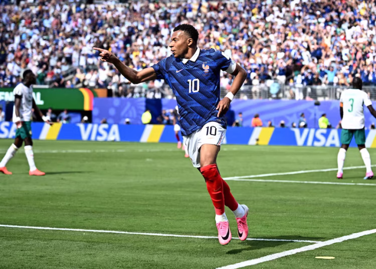 Mbappe breaks France scoring record in 3-1 World Cup win over Senegal