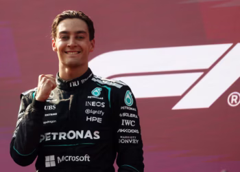 Russell has mental strength to win F1 title fight, says former boss Williams