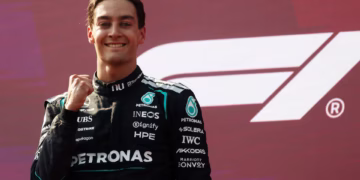 Russell has mental strength to win F1 title fight, says former boss Williams