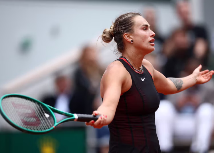 Sabalenka Crashes Out as Shnaider Stuns World Number One at French Open