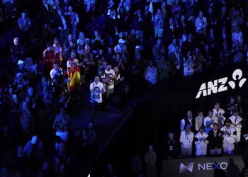 Australian Open to cap cheap ground passes after crowding complaints