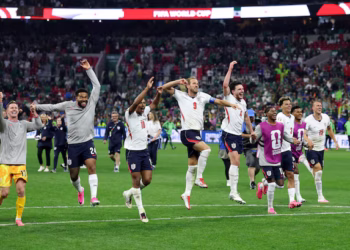 England emerge from Azteca test looking every inch World Cup contenders