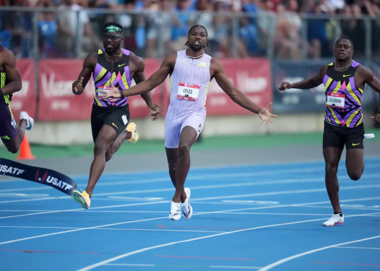 Lyles Clocks World-Leading 9.79 to Win U.S. 100m Title