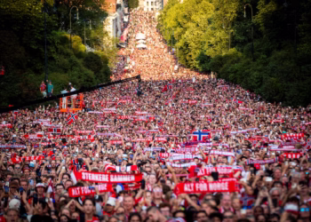Norway receive heroes’ welcome despite World Cup quarter-final exit