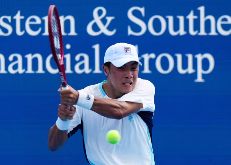 Red-hot Nakashima stuns Medvedev to reach Cincinnati fourth round