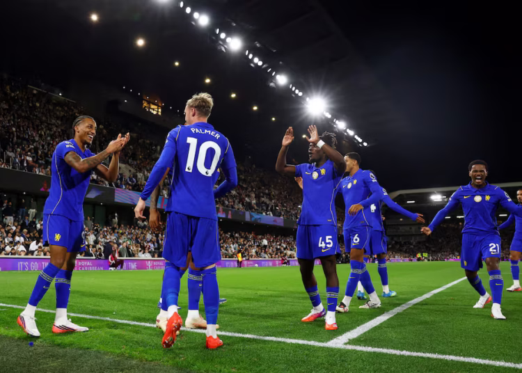 Chelsea edge Fulham 3-2 as Alonso makes winning Premier League debut