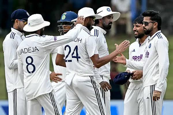 India close in on victory after Mendis and Sooriyabandara resistance