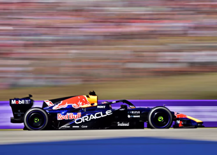 Verstappen commits to Red Bull until end of 2030