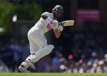 Australia drop Weatherald for second Bangladesh test, recall Renshaw