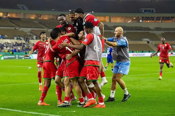Oman reach Gulf Cup semi-finals after draw settles tie with Iraq