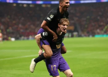 Barcelona, Arsenal win in Champions League as Bayern stumble and Manchester United lose again
