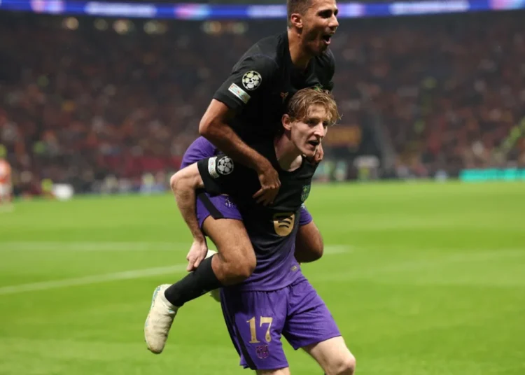 Barcelona, Arsenal win in Champions League as Bayern stumble and Manchester United lose again