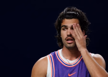 Alcaraz suffers shock Shanghai exit as Zverev secures year-end top ranking