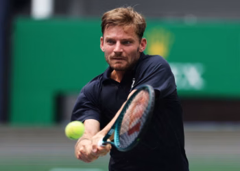 Lehecka, Fritz and Medvedev advance to ATP quarter-finals