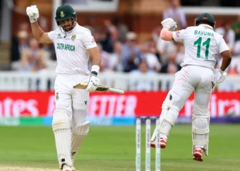 Bavuma relishes adversity after defiant 179 puts South Africa in control against Australia