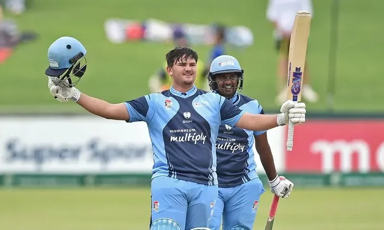 Pretorius breaks Gayle’s T20 record with unbeaten 188