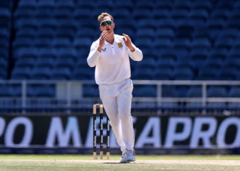 Renshaw, Green hit half-centuries to guide Australia to 191-4 against South Africa